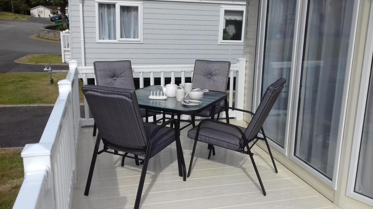 Porth Retreat At Newquay Bay Resort ภายนอก รูปภาพ